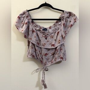 American Eagle Floral Off the Shoulder‎ Crop Top in Light Purple - M